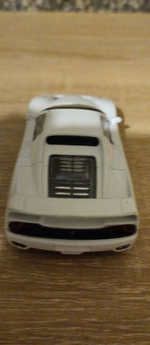 Ferrari F 50 Shell Burago - biały