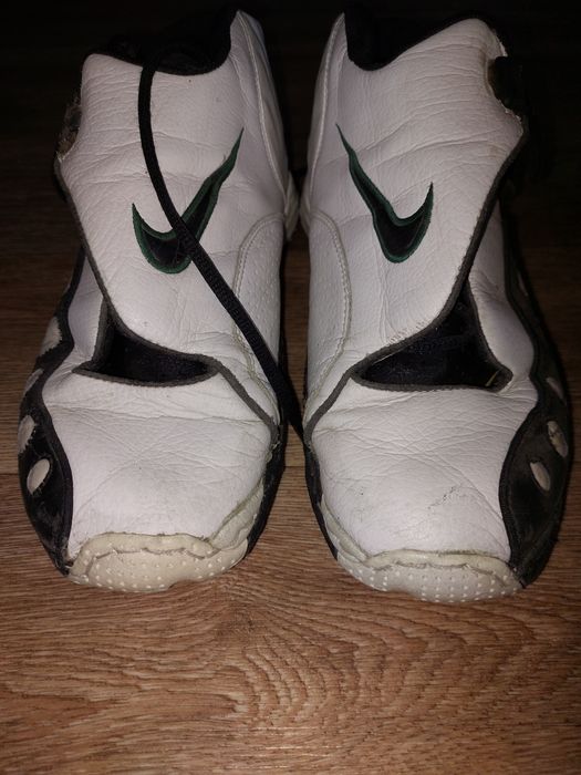 Баскетбольные кроссовки Nike 44