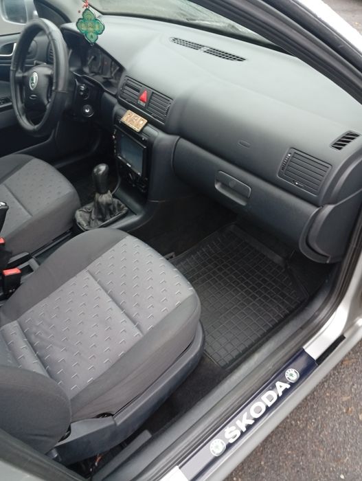 Шкода тур  2007р, 1.6 , газ