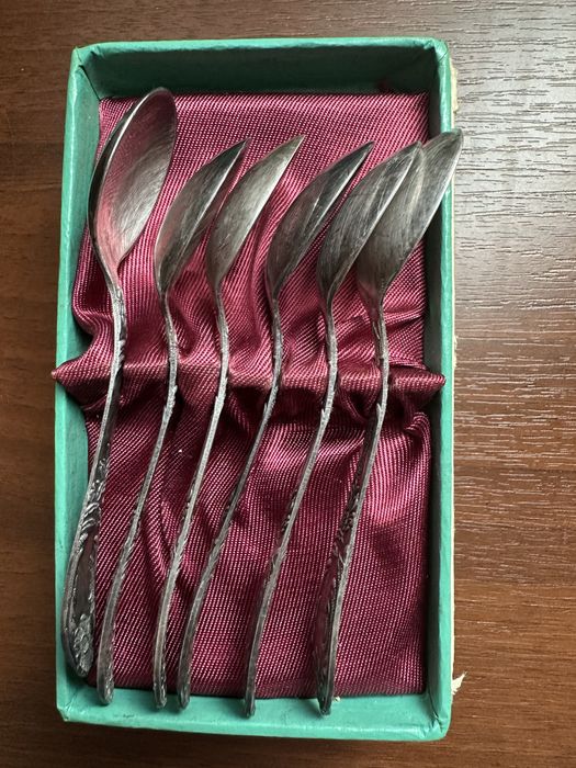 Кавові мельхіорові ложкі,вінтаж,70 роки