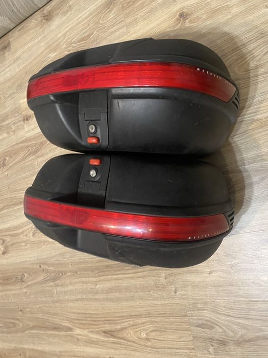 Kufry givi monokey 2 boczne plus centralny