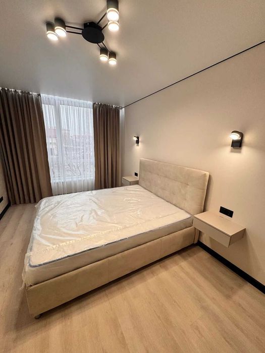 2 кімнатна квартира з ремонтом та меблями поруч з Велесом