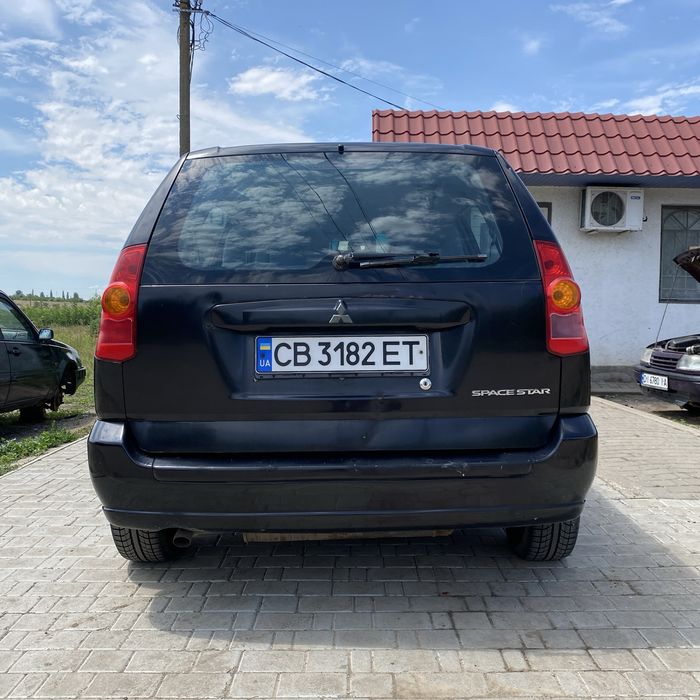 Mitsubishi Spase Star 1.6 2003 року