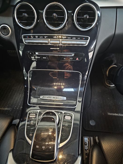 Consola central Mercedes completa com todos os comandos!