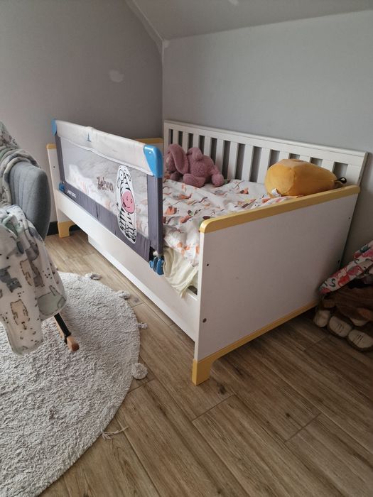 Szafa i komoda PINIO dla dzieci lite drewno