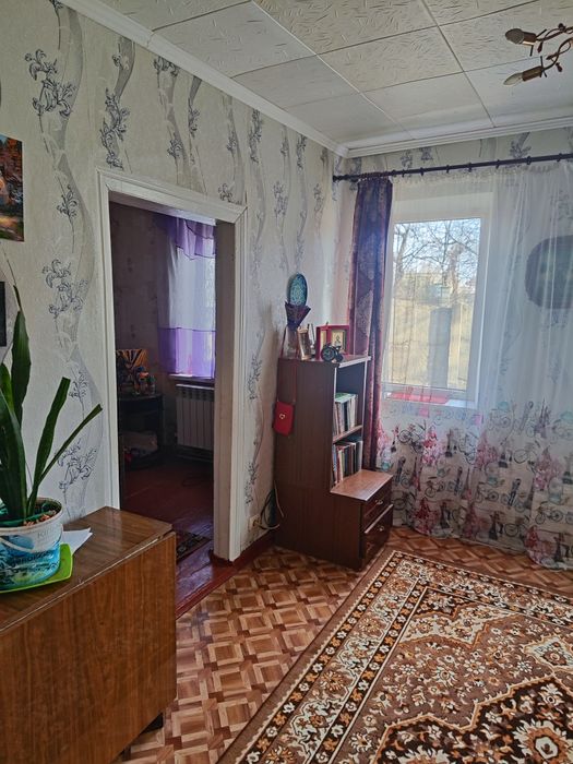 Продам будинок район басейна Мікомп