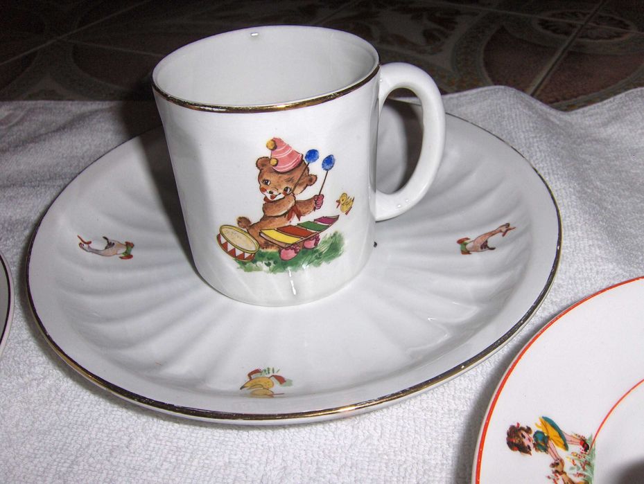 Conjuntos de refeição de criança em loiça - Prato e caneca