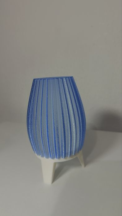 Candeeiro azul pequeno