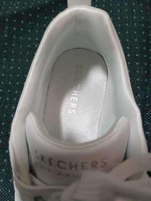 Sapatilhas brancas de senhora skechers 36