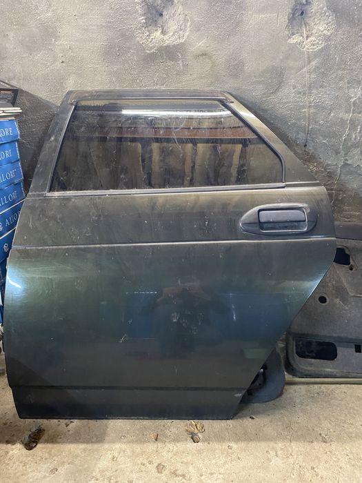 Двери ваз 2110