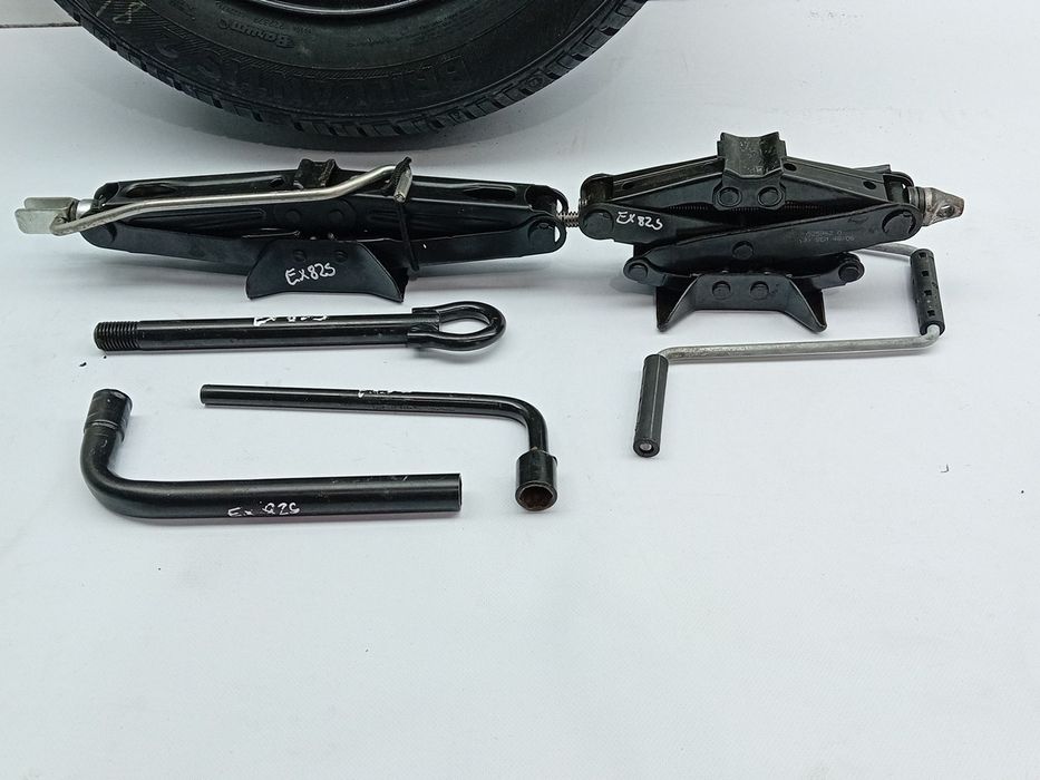 Kit de roda suplente DACIA Sandero II (5S_)
