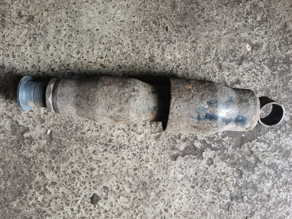 Амортизаторы задние на т4 2шт