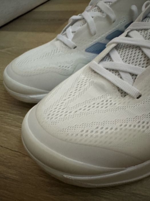 Sapatilhas Adidas Avanccourt 3 para tenis ou padel (nunca usadas)