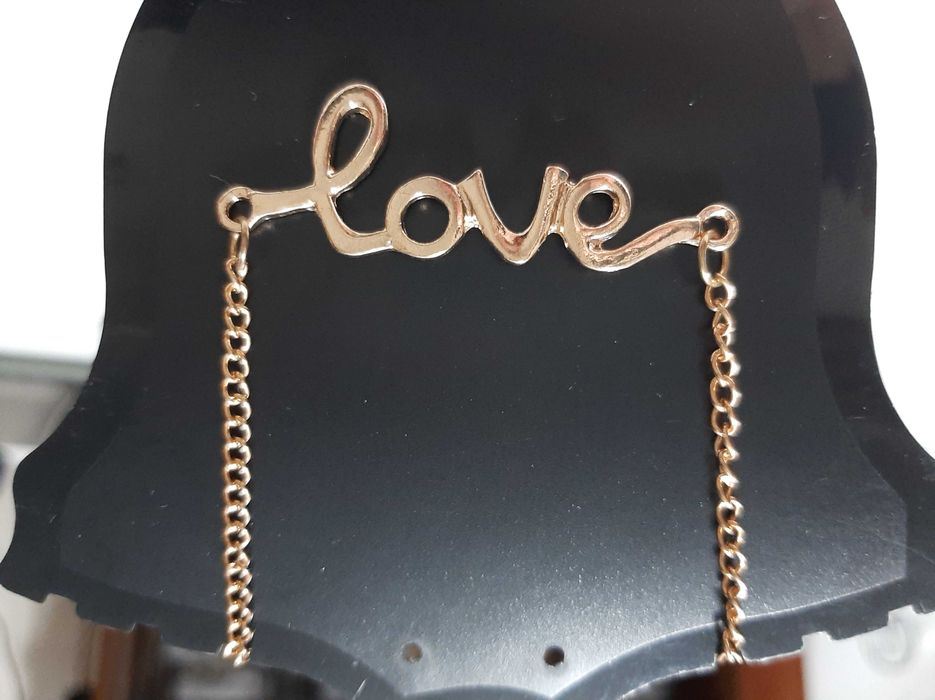 Pulseira "Love" em Dourado Nova