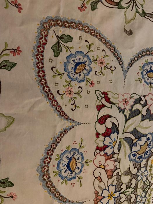 Toalha Bordado Madeira