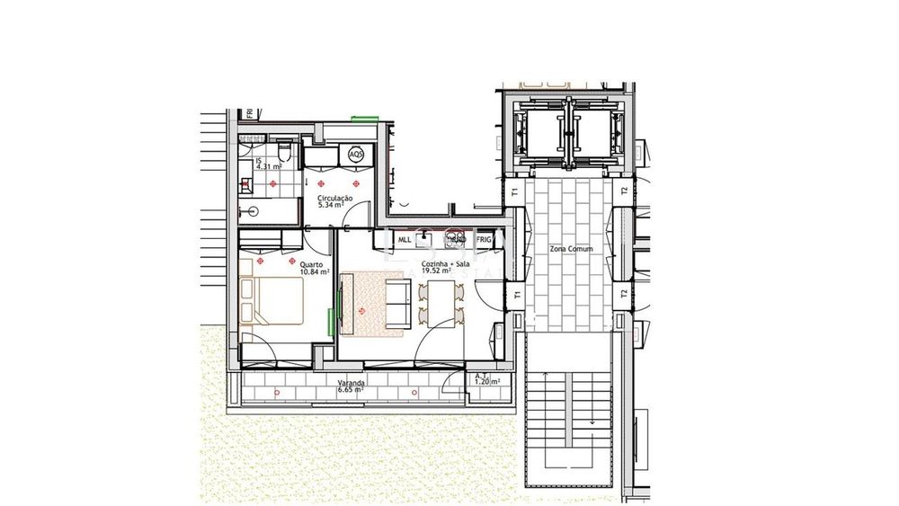 Apartamento T1 com Varanda e Garagem próximo das Antas