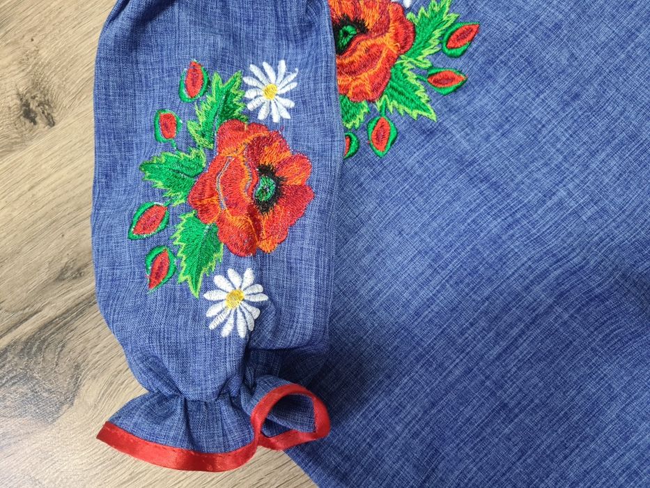 Вишиванка дл дівчинки на зріст 116-122 см