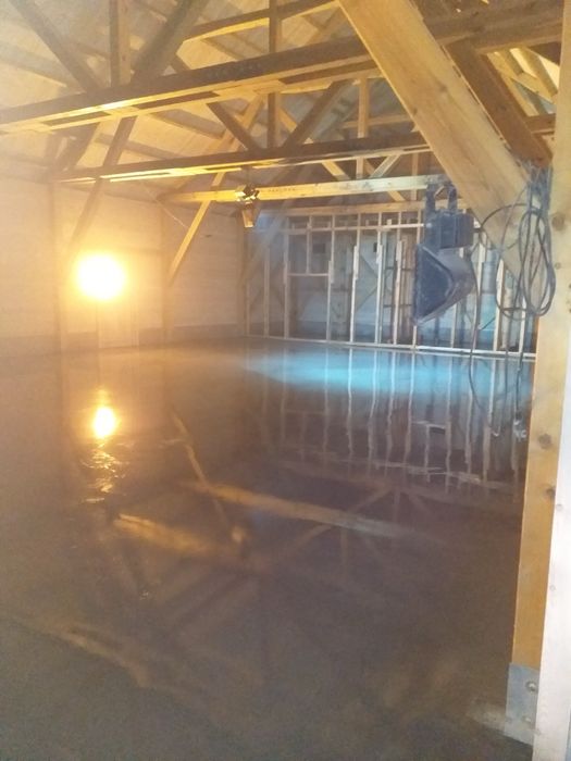 Posadzki przemyslowe,zacierane,beton polerowany,mycie kostki hale