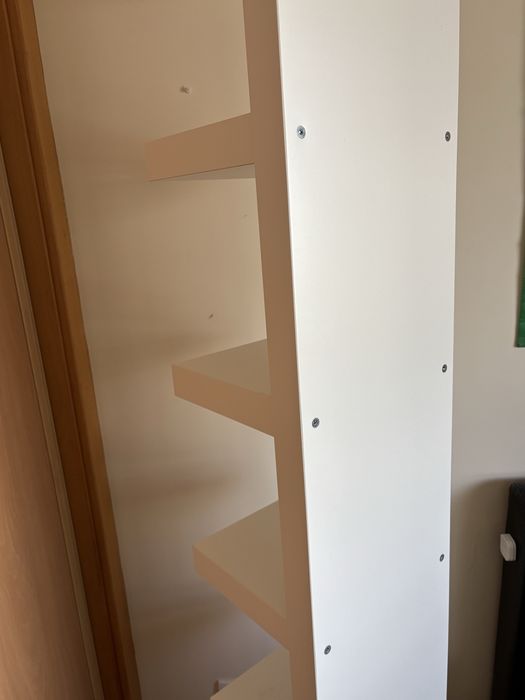 Estante/mesa de cabeceira