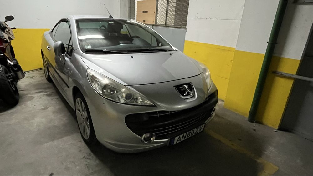Peugeot 207CC unico
