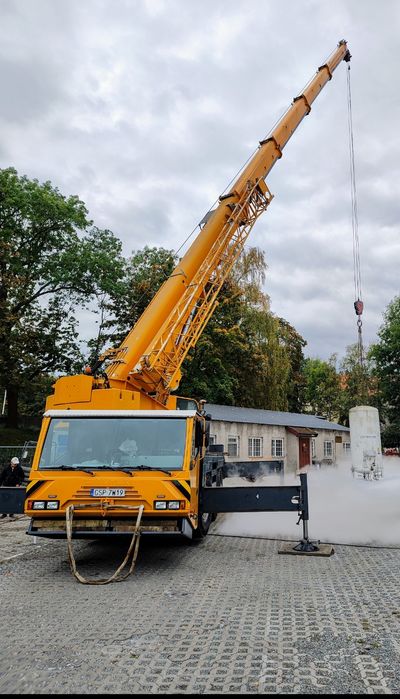 Dźwig Dźwigiem Samojezdnym, Żurawiem Samojezdnym 50 ton

Wiel