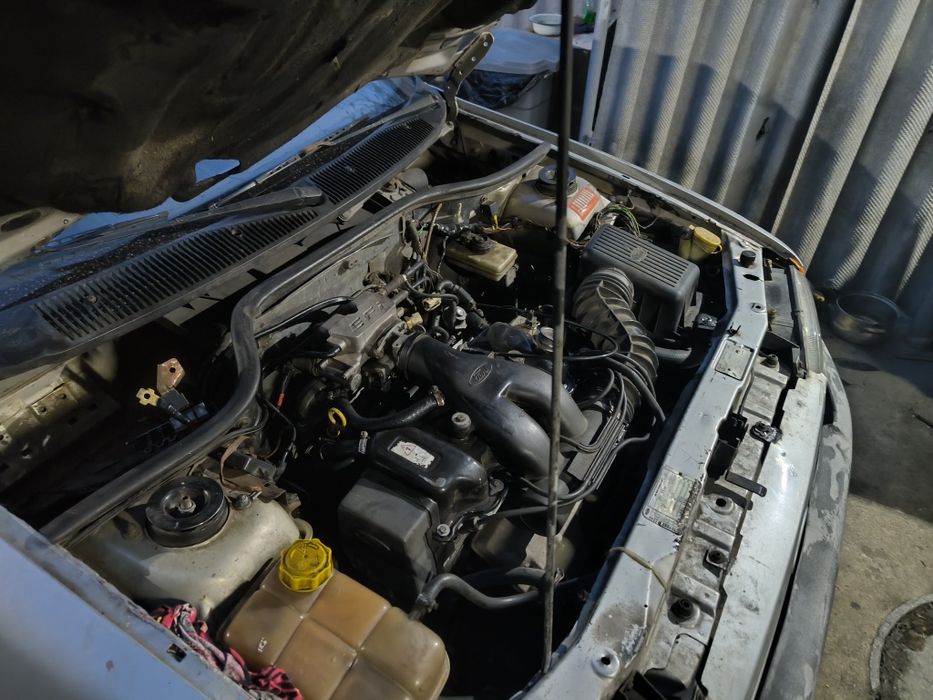 Разборка Ford Escort Форд Эскорт
