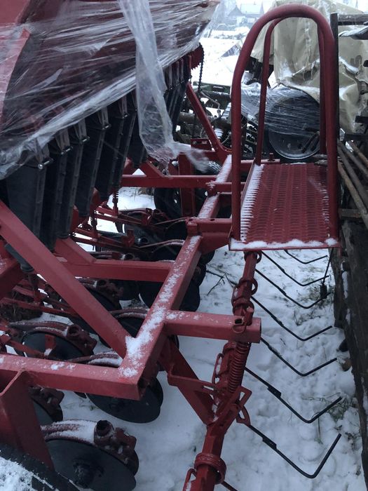 Продам сівалку сошникову сз 1,8 до МТЗ Т-40 ЮМЗ  т-25 китайці