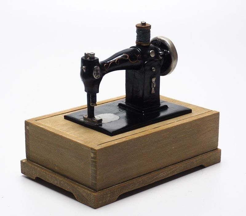 Máquina de Costura Vintage