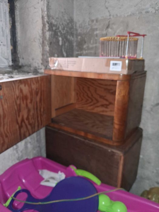 Szafecza prl do renowacji