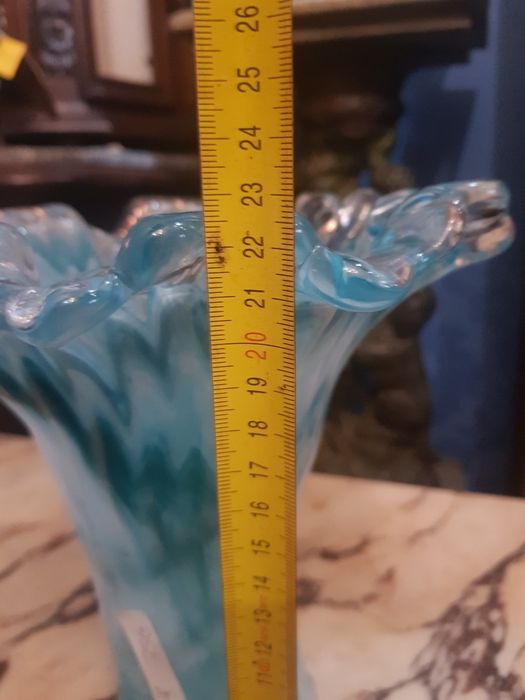 2 jarras em vidro murano  colorido