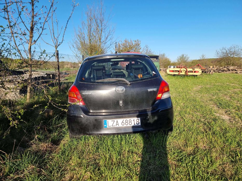 Toyota Yaris dobry silnik, mały przebieg, odpala