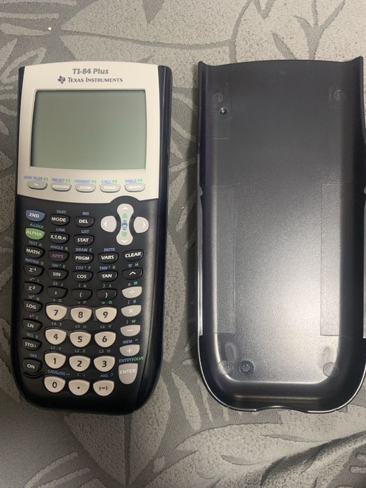 Maquina  calculadora TI 84 Plus64861589051905122