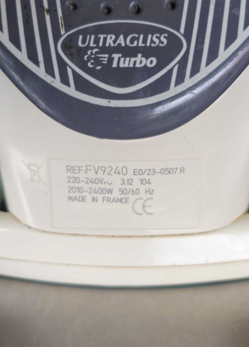 Ferro de passar / engomar roupa