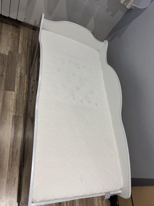 Łóżko samochod 160x80 +materac