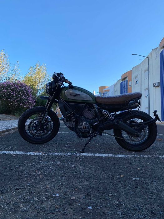 Ducati scrambler 800cc
