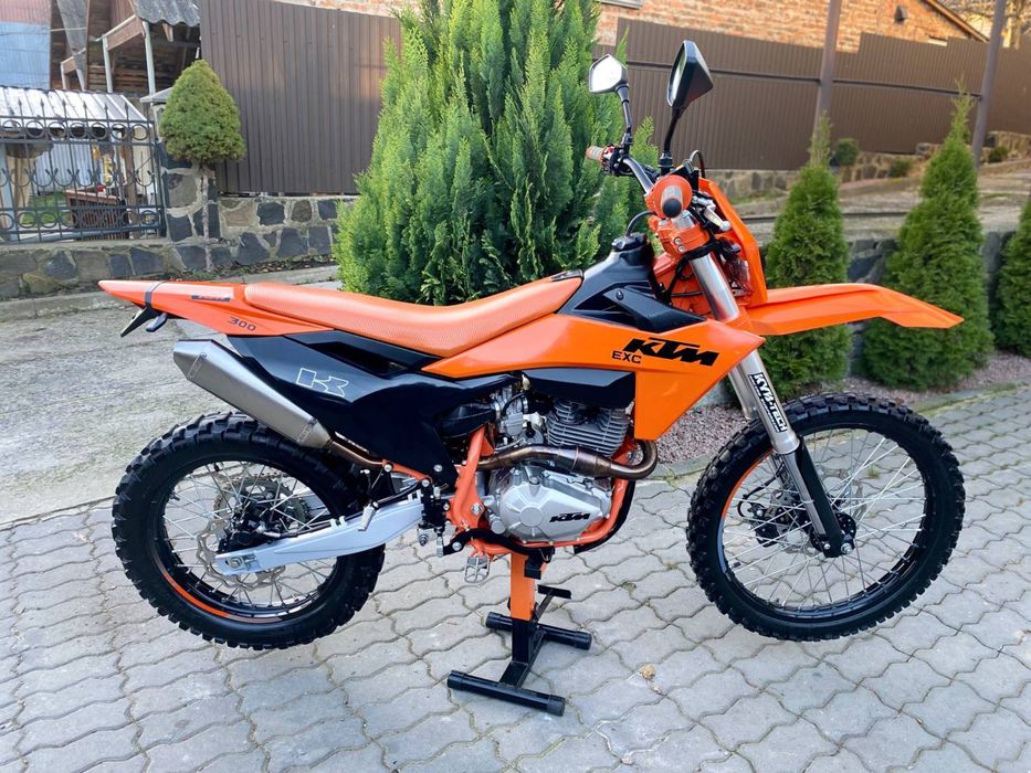 Кові 300 1500 км пробіг 25 року , як новий