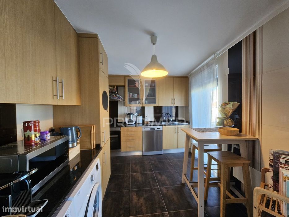 Apartamento T3 com Garagem e Elevador no Centro de Castro Verde