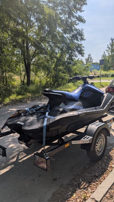 Sea Doo Spark Trixx 3up 22r.