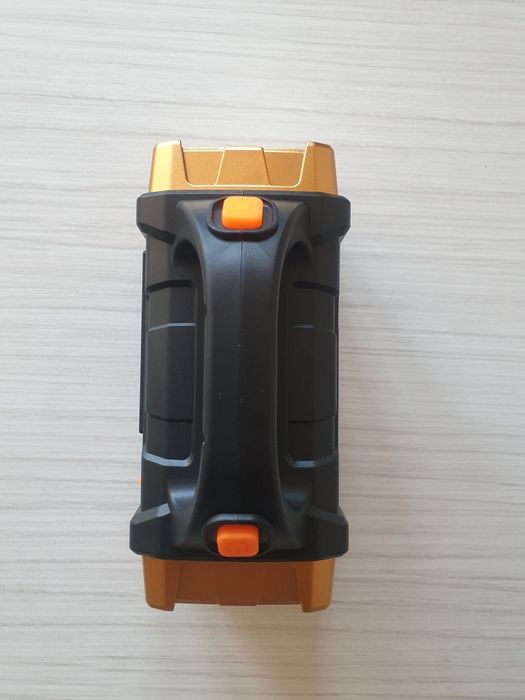 Latarka solarna NOWA