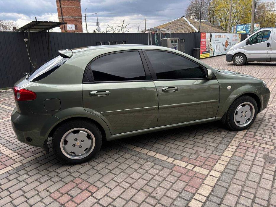 Chevrolet Lacetti Hatchback 1.8 ГБО4.