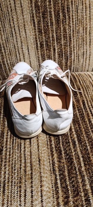 Sprzedam buty damskie