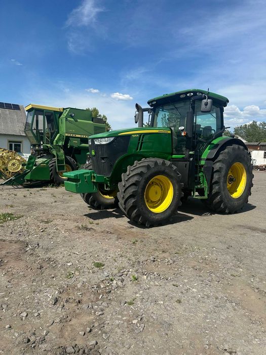 Трактор John Deere 7215R,Е23 тільки привезений з за кордону