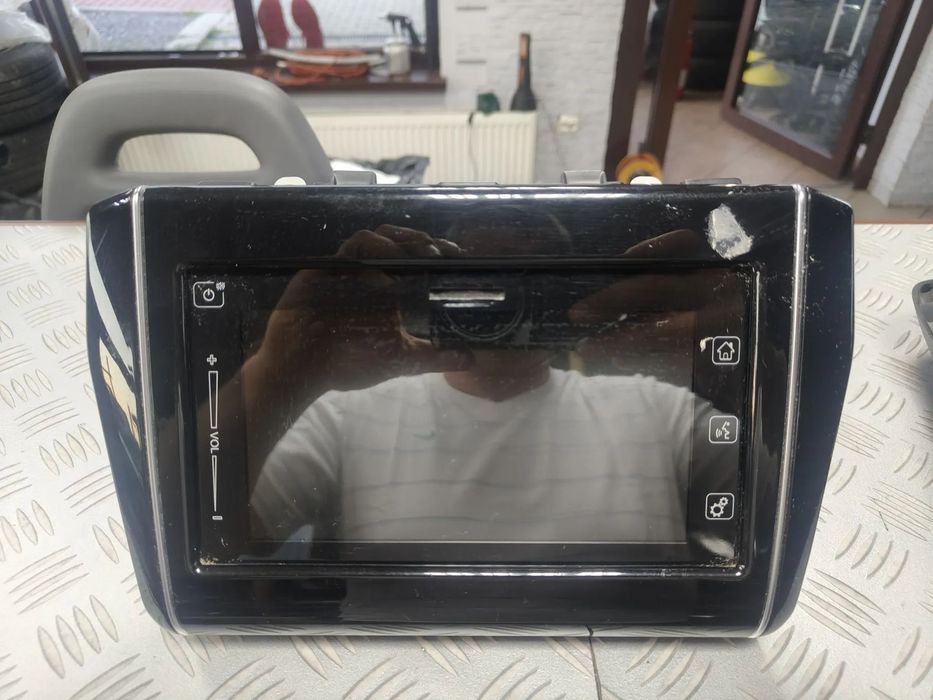 Suzuki Swift Mk8 radio nawigacja 39920-52R06