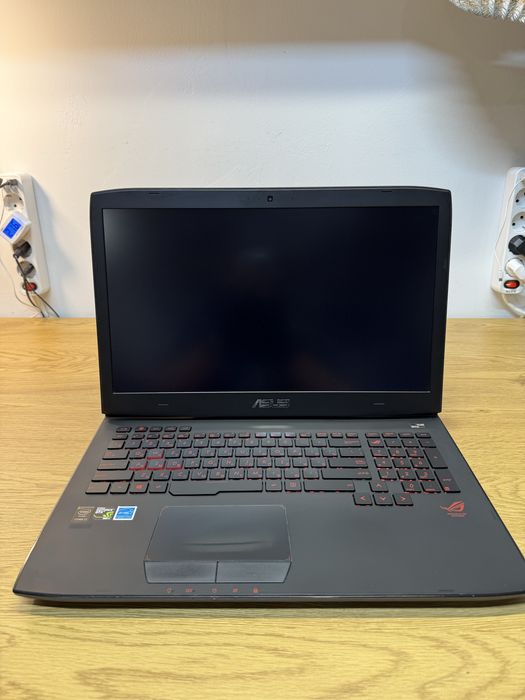 Asus ROG  G751J  i7-4720HQ RAM 16гб ssd 256гб+HDD 500гб  GeForce 965M