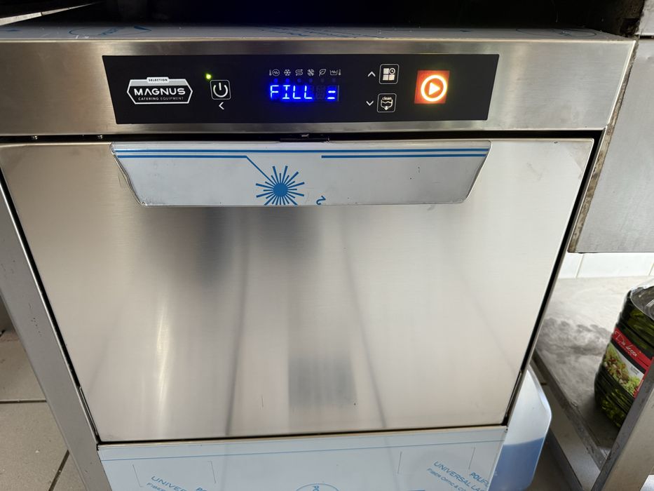 Maquina de lavar  loiça industrial