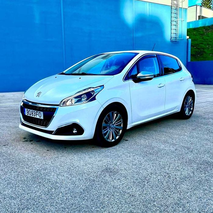 PEUGEOT 208 1.2 PureTech Allure (2019) | 65 000 km | Estado Impecável