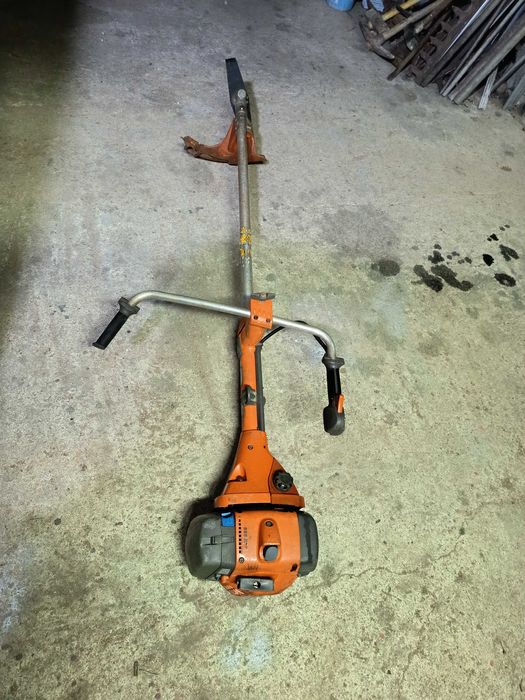 Roçadora Husqvarna 555