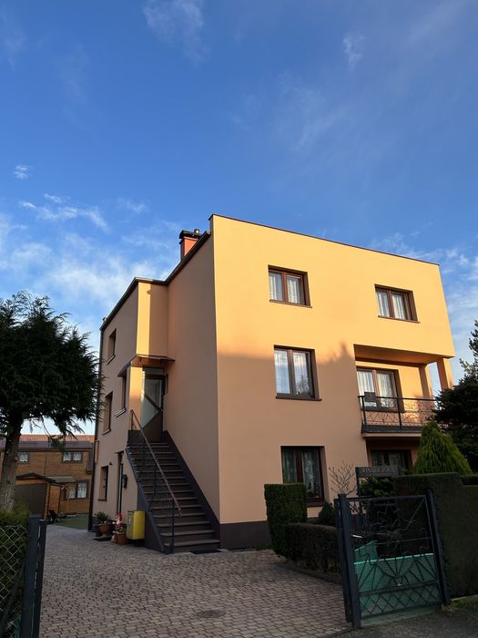 Domki i pokoje gościnne Białogóra