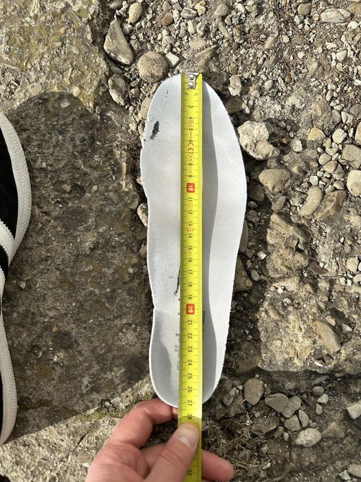 Оригінал!Кросівки adidas gazelle, розмір 42 2/3(27,5)