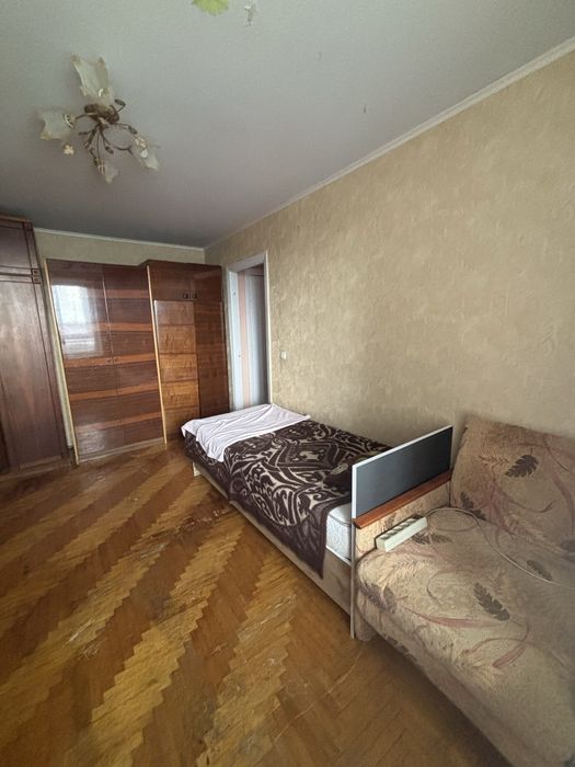 продаж 3кімнатноі квартири чешка Дрогобич